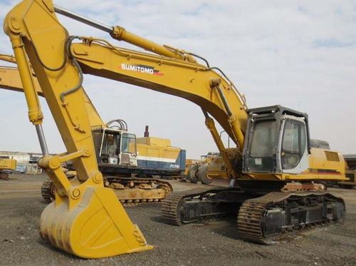 Komatsu PC650-6E Crawler Excavator